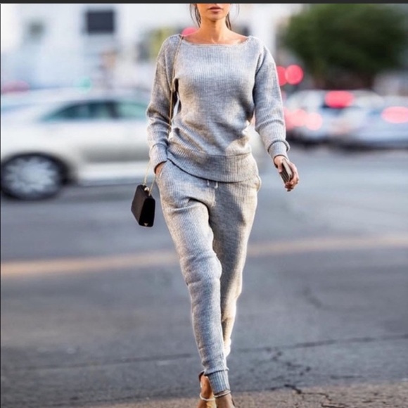 Pants - Women Gray Jogger Set